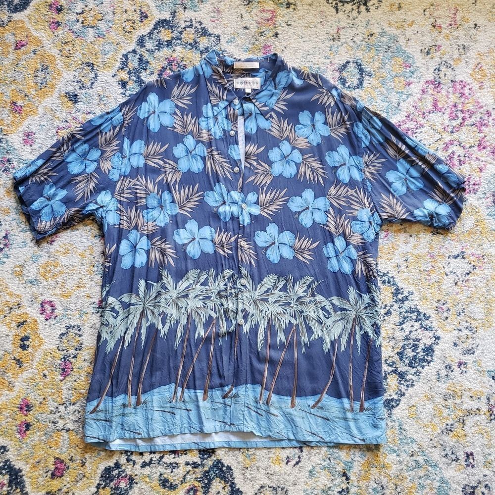 HAWAIIAN button up shirt - Picture 2 of 10
